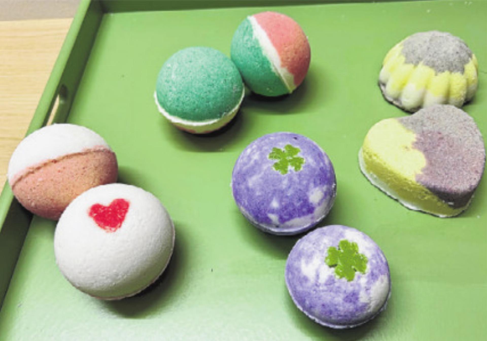 Kreativ-Workshop «Badekugeln selber machen» - Das Bild wird blockiert. – Möglicherweise durch einen aktiven Adblocker.