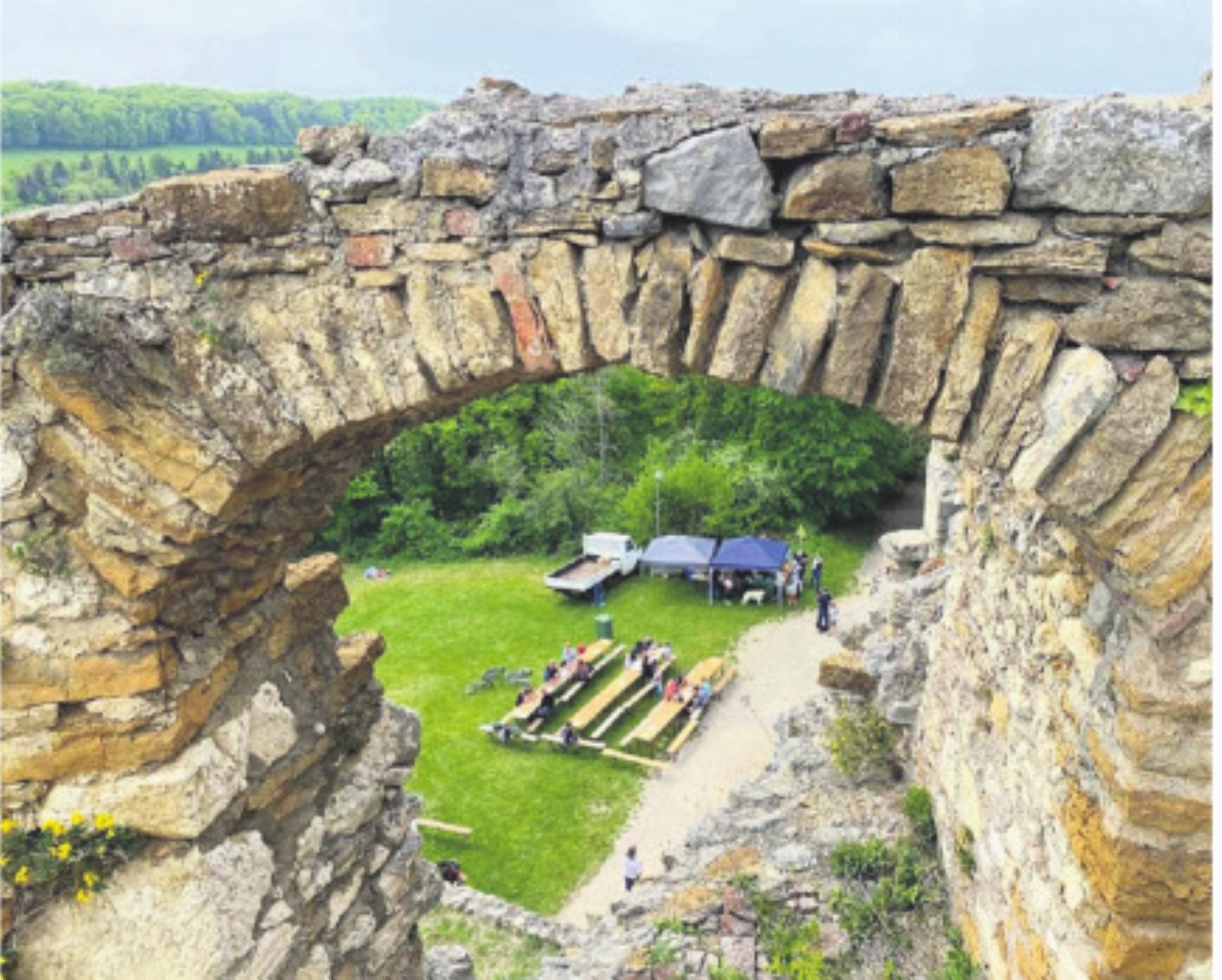 Am 1. Mai … - Das Bild wird blockiert. – Möglicherweise durch einen aktiven Adblocker.