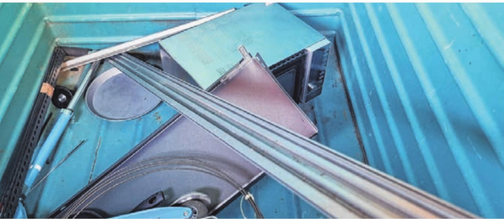 Elektroschrott gehört nicht ins Altmetall - Das Bild wird blockiert. – Möglicherweise durch einen aktiven Adblocker.