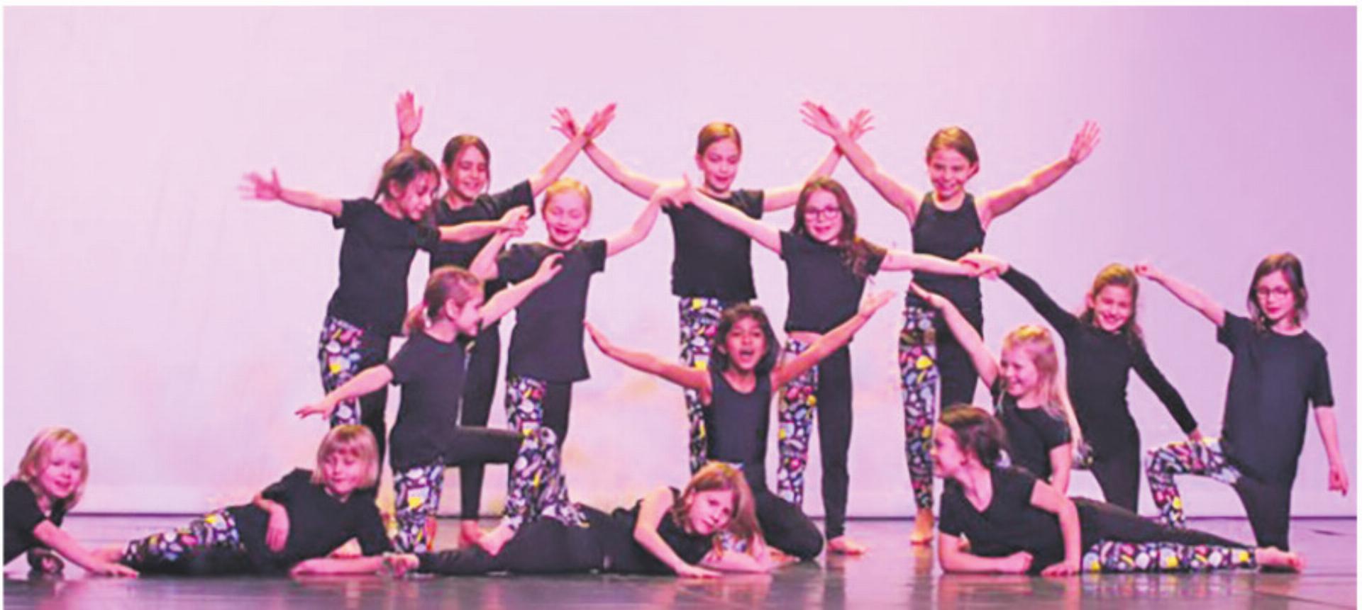 Kreativer Kindertanz - Das Bild wird blockiert. – Möglicherweise durch einen aktiven Adblocker.