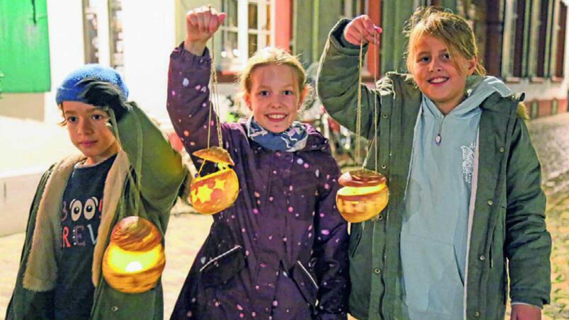 Traditioneller Basler Räbeliechtli-Umzug findet wieder statt