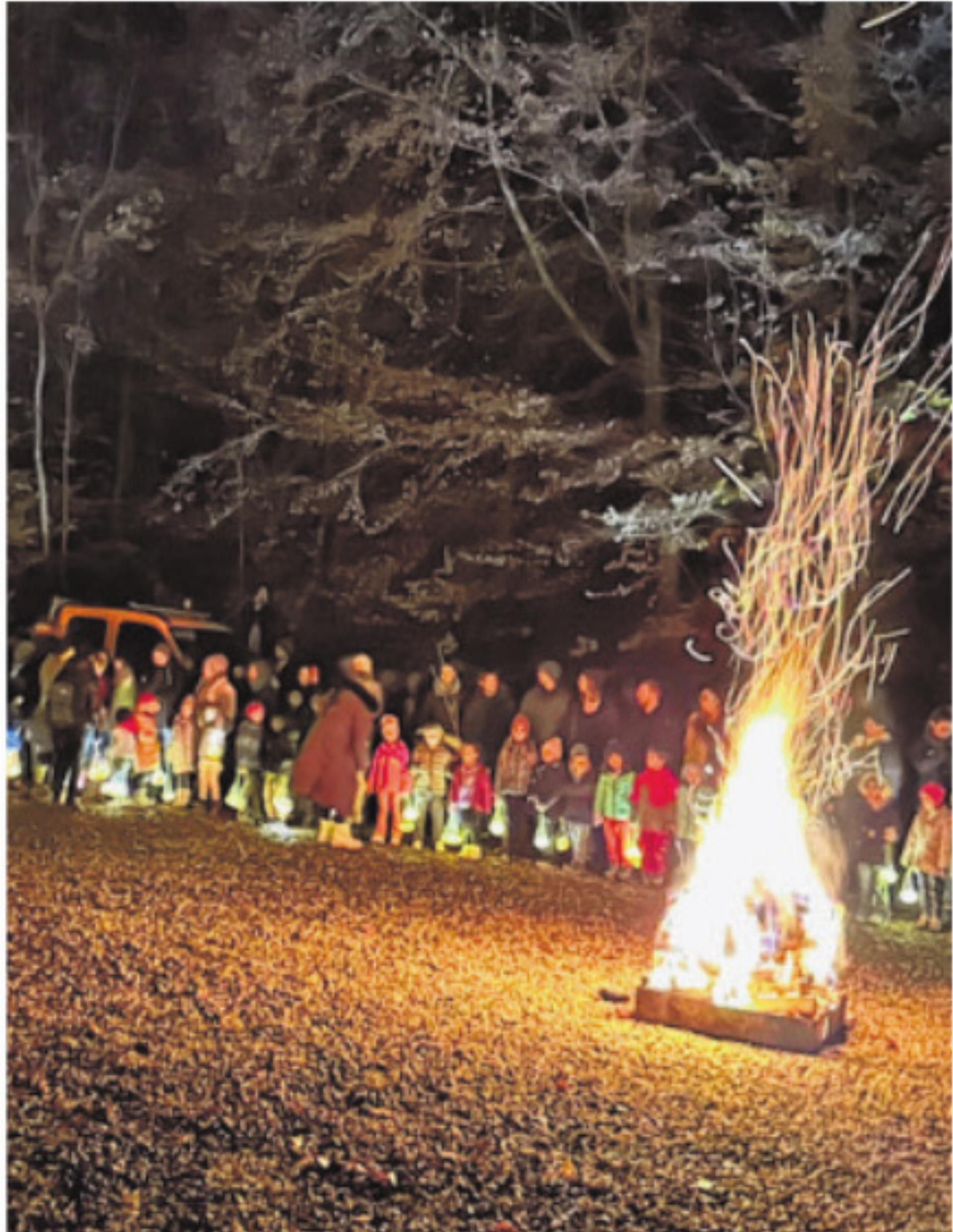 Räbeliechtliumzug der Kindergärten Bottmingen - Das Bild wird blockiert. – Möglicherweise durch einen aktiven Adblocker.