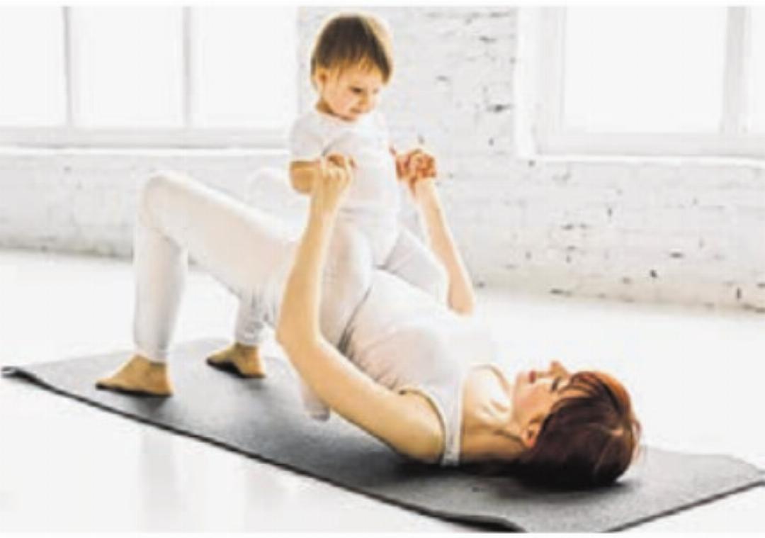 Mit oder ohne Baby. So wirst du nach der Geburt deines Kindes wieder fit! Mit oder ohne Baby. So wirst du nach der Geburt deines Kindes wieder fit!