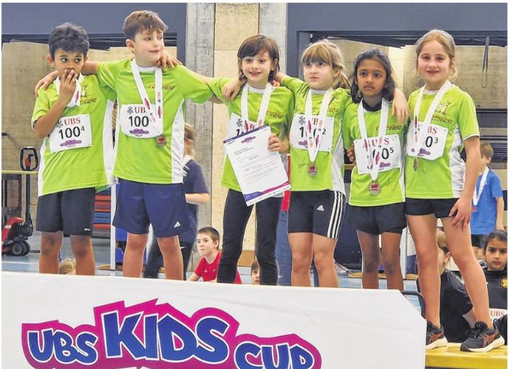 U10 Mixed-Team vlnr: Hannes, Leandro, Yuna Liv, Alina, Helena und Liz. Foto: zVg U10 Mixed-Team vlnr: Hannes, Leandro, Yuna Liv, Alina, Helena und Liz. Foto: zVg