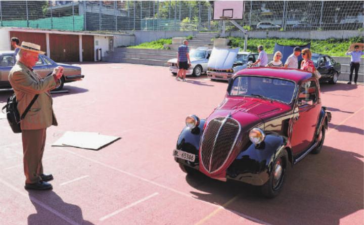 Das Internationale Oldtimertreffen in Bottmingen. Foto: Alan Heckel