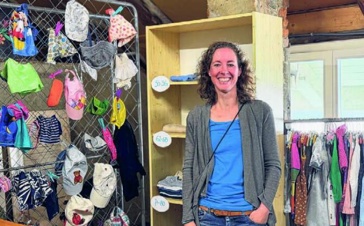 Lisa Adelfinger, Initiantin und Hauptverantwortliche des neuen Kinderkleiderhofladens Bozolino, freut sich über die baldige Eröffnung. Fotos: Nathalie Reichel