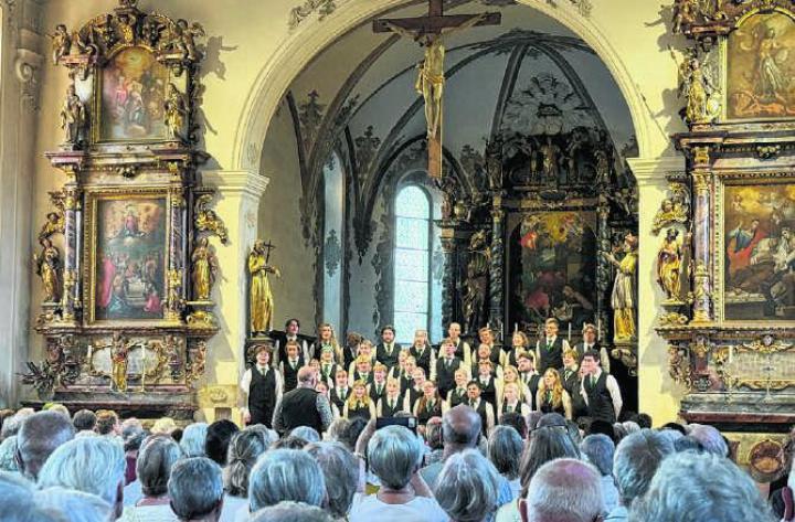 Drei Chöre, drei Klanglandschaften: Beim Konzert «Landscape of Music» in der Kirche St. Stephan begeisterten junge Stimmen das Publikum. 
Fotos: Gregor Szyndler