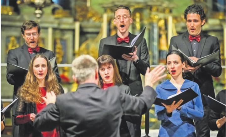 Die Basler Madrigalisten. Foto: Carlo Stuppia