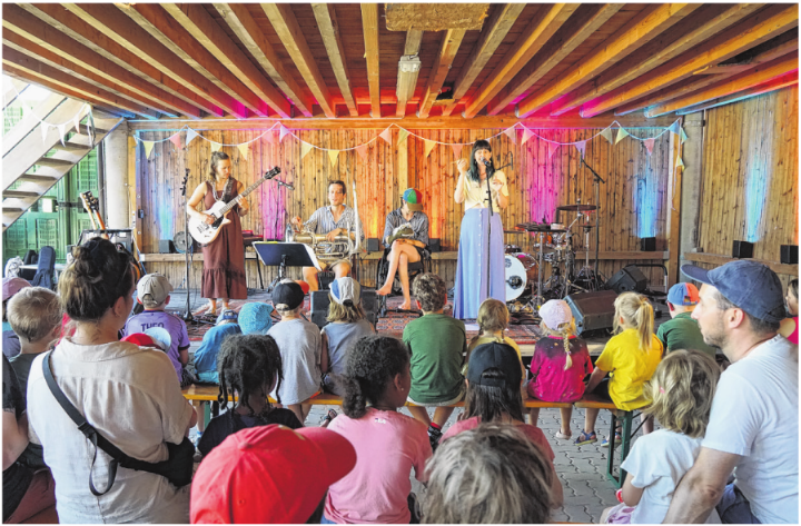 Gute Stimmung beim Kinderkonzert Bottmingen. Foto: Tobias Gfeller Gute Stimmung beim Kinderkonzert Bottmingen. Foto: Tobias Gfeller