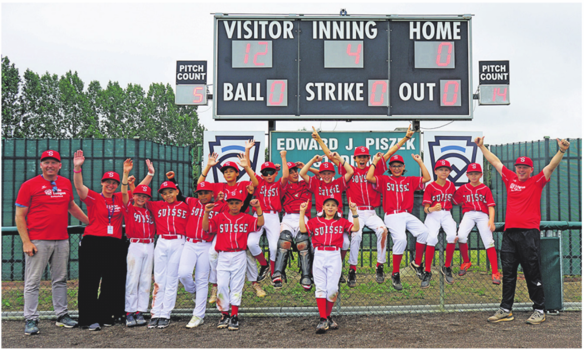 Arik Heller & Leano Mendes am Little League Regional Turnier in Kutno Polen - Das Bild wird blockiert. – Möglicherweise durch einen aktiven Adblocker.