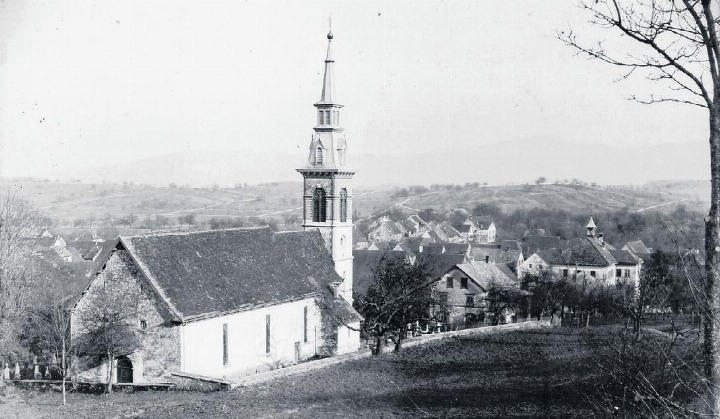 Alter Turm mit Kirche vor 1914. Foto: ZVG